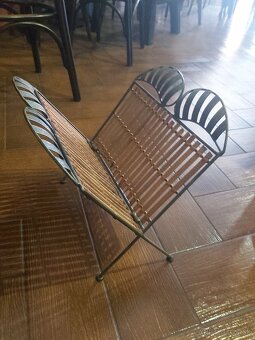 Doplnky do bytu,stolik,stojany,vešiak,šamlík - 4