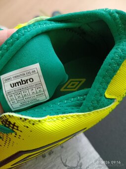 Predám halovky, kopačky - 4