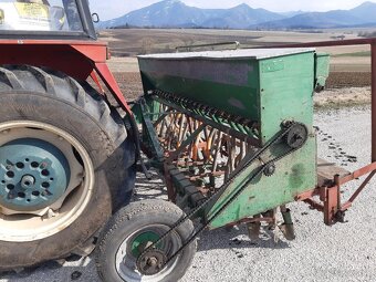 Predám sejačku pneusej - 4