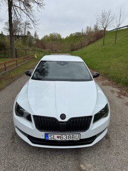 Škoda Superb Sportline 4x4 2.0TSI 200kw DSG.7 - 4