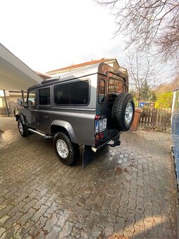 Predám Land Rover Defender 110 2.2 Puma tdi 2014 183tkm - 4