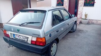 Škoda favorit - 4