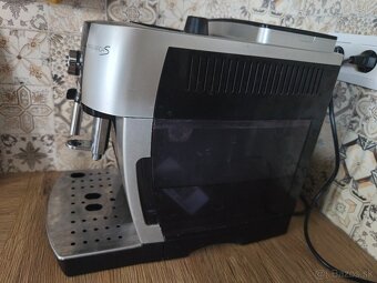 Delonghi Magnifica S - 4