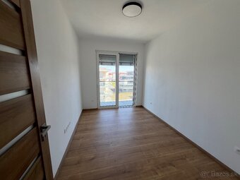 Krásny 4 izbový byt na prenájom v SOHO - 4