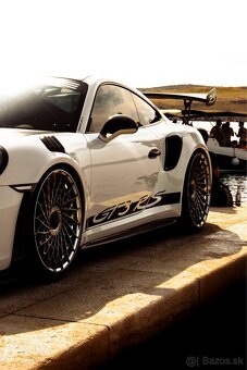 Graphic - Photo & Video production - Social media manager - 4