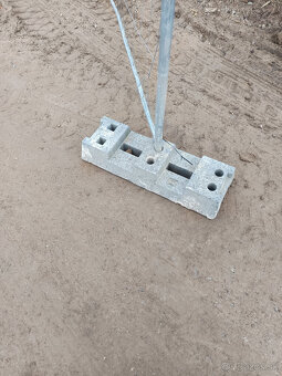 Dočasný plot, plechové dielce - 4