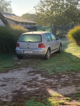 Predám Volkswagen Golf 4 1.6 SR - 4
