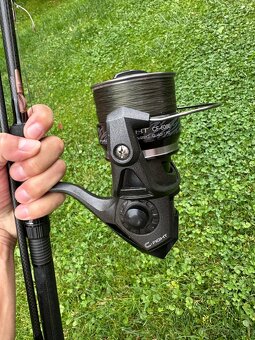 2xWychwood ext plus 9ft plus , 2x okuma cf 6000 - 4