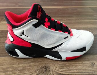 NIKE JORDAN MAX AURA 4 veľ.42,5 - 4