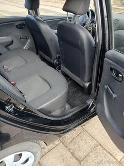 Hyundai i 10 - 4