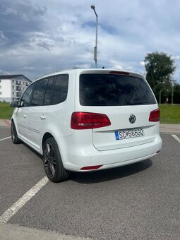 VW Touran 2.0tdi 103kw DSG, Highline 2014, 7 miest - 4