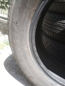 Predám letné pneu 215/60R17 - 4