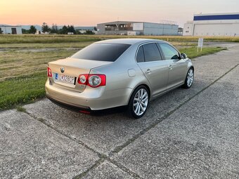 Volkswagen Jetta 1.9 TDI 77 kW – 2009 - 4