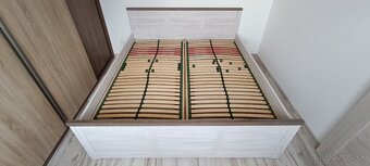 Manželská posteľ 180 cm s úložným priestorom - 4