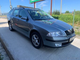 Škoda Octavia II 1.6 MPI benzín - 4