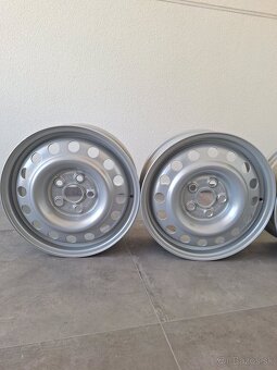 ORIGINÁL SADA PLECHOVÝCH DISKOV VOLKSWAGEN 5x112 R16 - 4