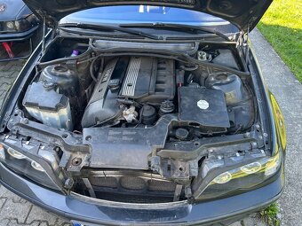 Bmw e46 325i touring 2001 manual - 4