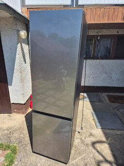 Chladnička s mrazničkou Samsung RB38T600DSA/EF strieborná - 4