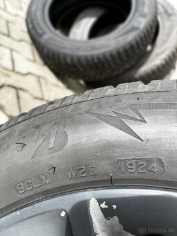 Bridgestone Blizzak LM005 a Hankook Winter i  cept RS2 - 4
