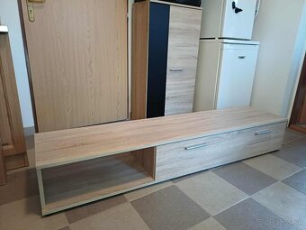 Predam obyvackovu zostavu - 3 skrinky - 40 eur spolu - 4