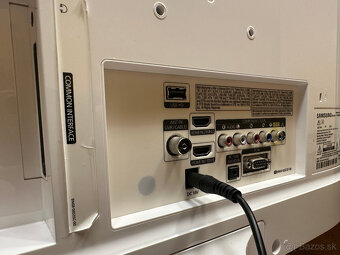 Predám LED TV monitor Samsung T24D391 - 4