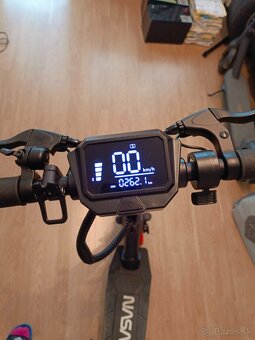 Elektrická kolobežka NASA earth 10-15 čierna - 4