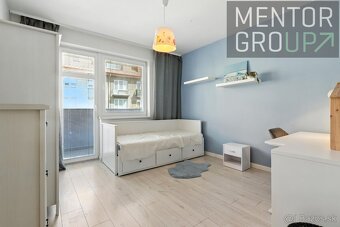 REZERVOVANÉ Na predaj priestranný 3-izbový byt s dvoma logg - 4