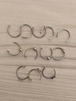 Falošný piercing na pery - 4