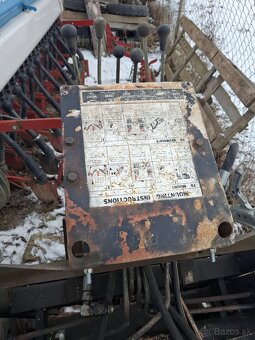 Podkop na bobcat,unc - 4