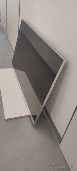 Predám televízor LG 42LM670S 107 "cm - 4