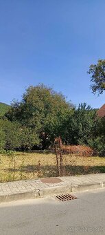 POZEMOK (centrum obce) Pod Poľanou pri R2 - 4