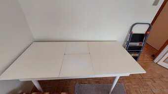 Biely roztahovaci stol - 4