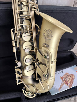 Predám nový alt saxofón kópia Selmer- Mark VI - nádherný zvu - 4
