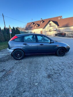 Ford focus 1.4 - 4