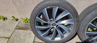 na skada superb 3 Pegasus L&K R18 235 45 18 - 4