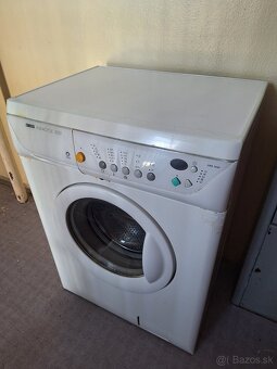 PREDÁM PRÁČKU ZANUSSI - Aquacycle 1000 - 4
