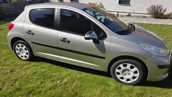 PEUGEOT 207 1.4 54kW benzín - 4