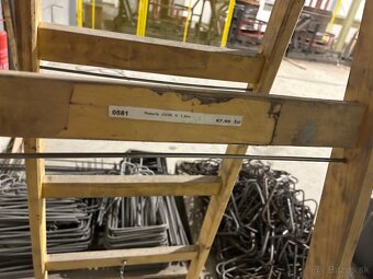 Rebrík drevený, 1x4-priečkový, maliarsky - 4