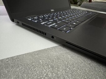 Dell Latitude 7420 – i7 / 16GB / 512GB / 14” FHD - 4