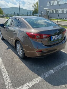 Mazda 3 - 4