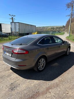 Ford Mondeo Titanium po nehodě - 4
