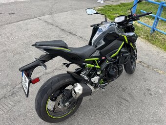 Kawasaki Z900 - 4