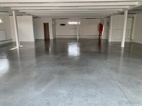 Obchodný priestor / Showroom + sklad - 4