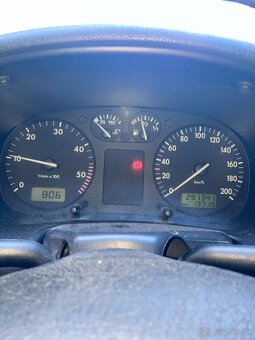 Volkswagen Polo 1.9 D rv 2000 - 4