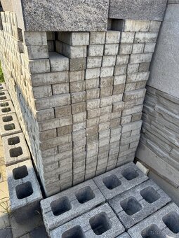 Zamkova dlažba 20x10 a 10x10 - 4