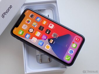 Apple iPhone 11 128GB - 4