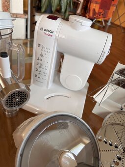 BOSCH MUM4 - 4