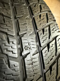 Zimné pneu 225/60R17 viem aj prezuť - 4