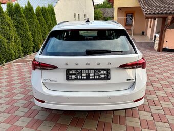 Škoda Octavia IV Combi 1.5 TSI G-TEC DSG Benzín/CNG - 4