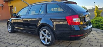 Škoda Octavia kombi M2017 AT7 - 4